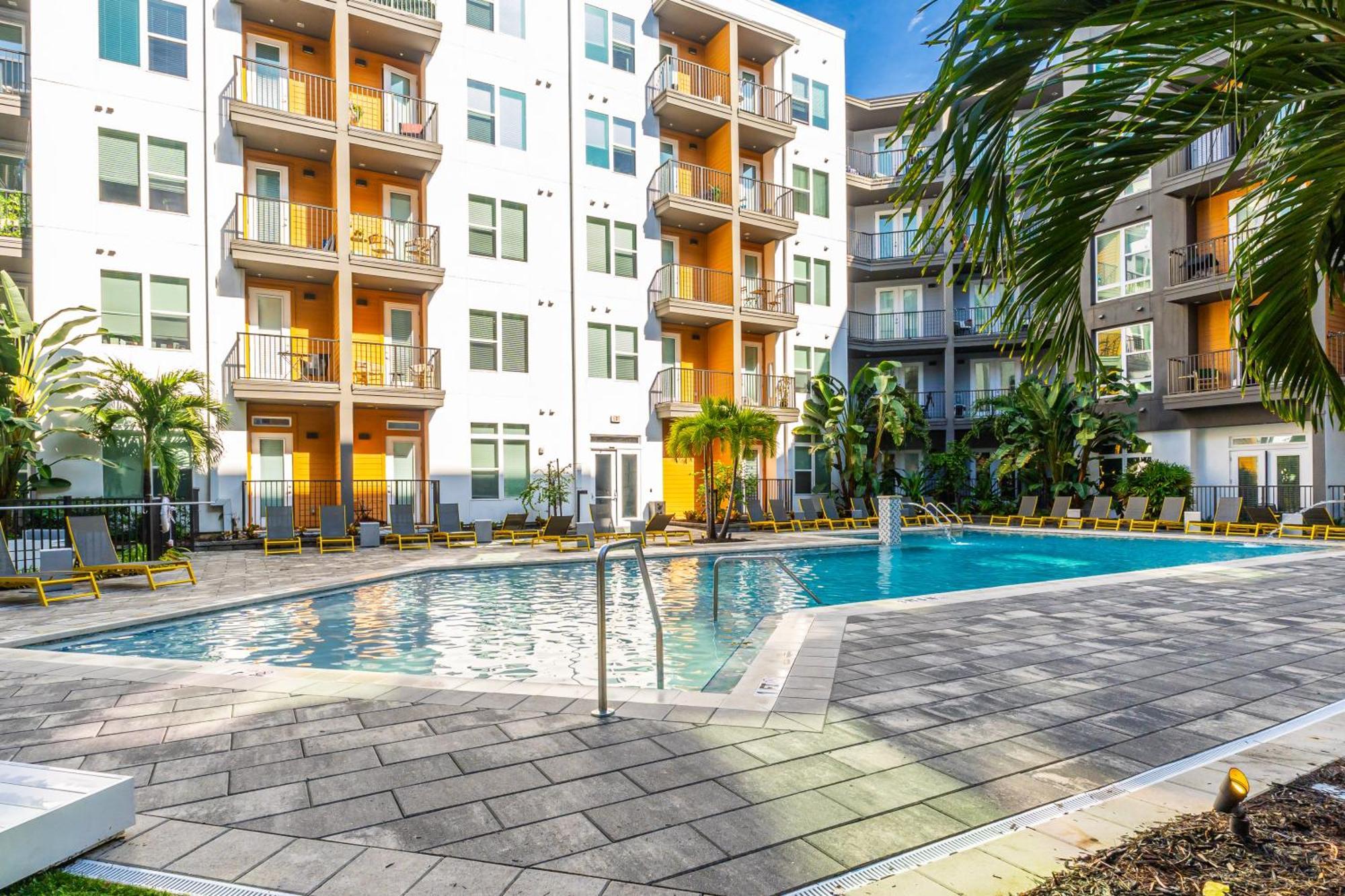 Tropicana Field 1 Bed In Downtown St Pete With Free Parking 세인트피터즈버그 외부 사진