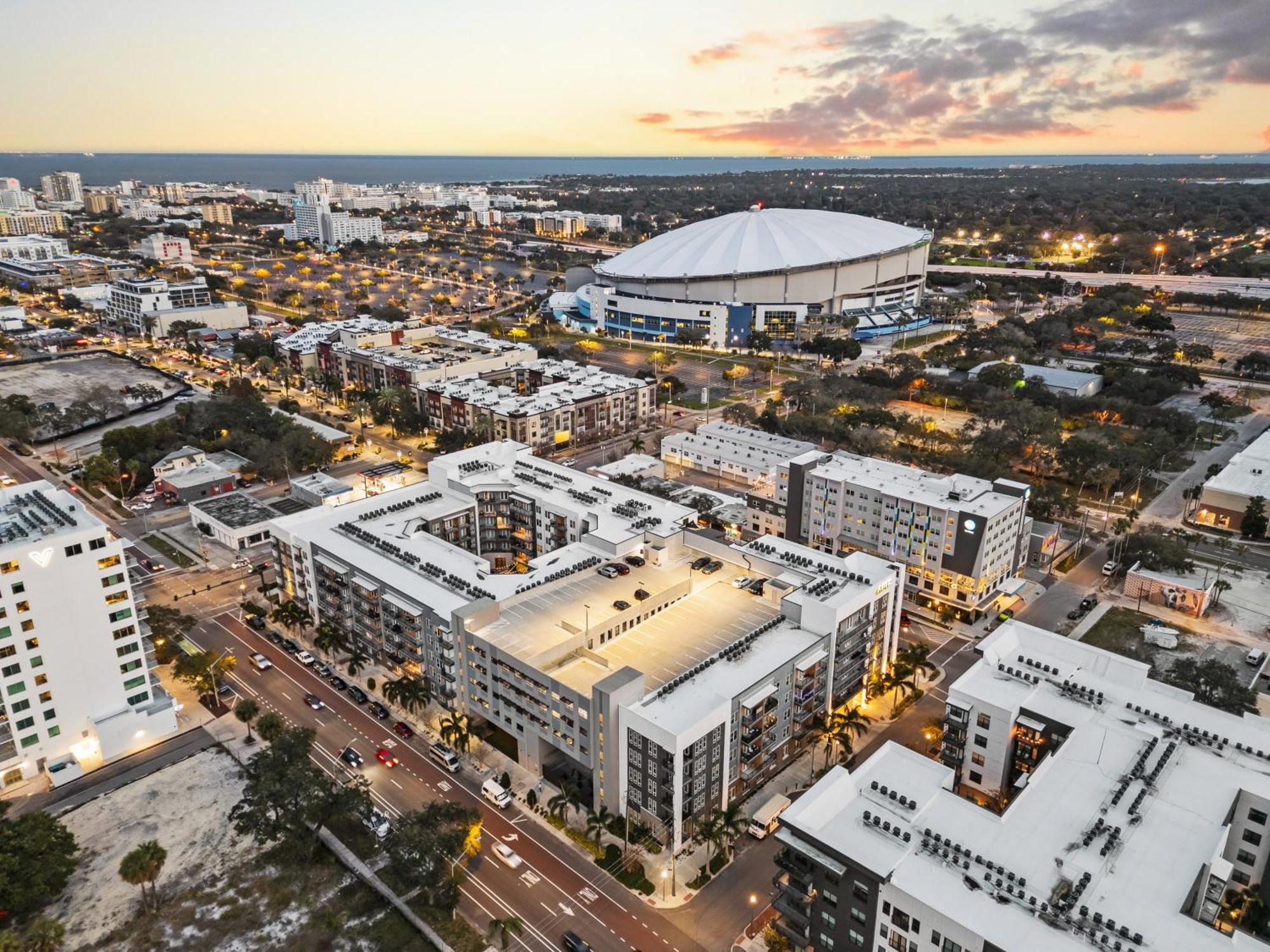 Tropicana Field 1 Bed In Downtown St Pete With Free Parking 세인트피터즈버그 외부 사진